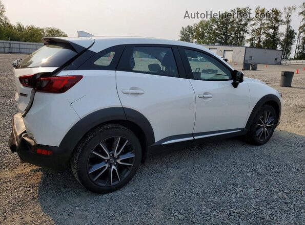 JM1DKFD79J0318688 2018 MAZDA CX-3 White Tył prawy