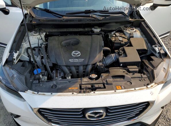 JM1DKFD79J0318688 2018 MAZDA CX-3 White Widok komory silnika