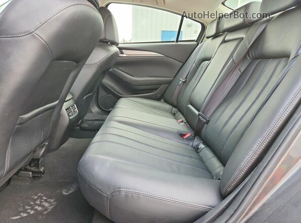 JM1GL1TY9J1300760 2018 MAZDA 6 Gray Հետևի նստատեղերի տեսք