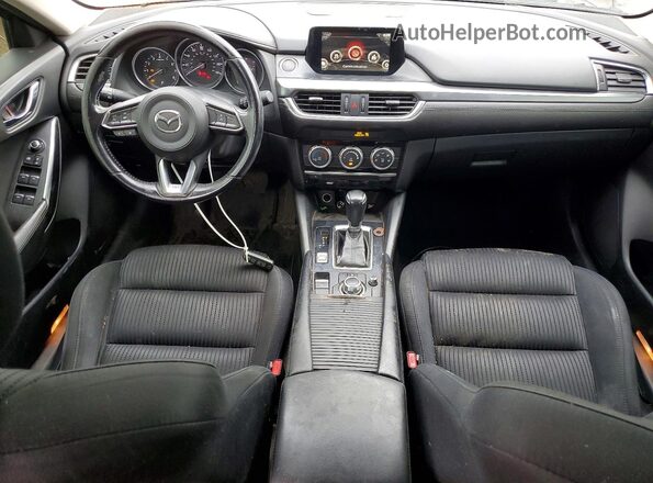 JM1GL1U53H1150000 2017 MAZDA 6 Gray Widok deski rozdzielczej