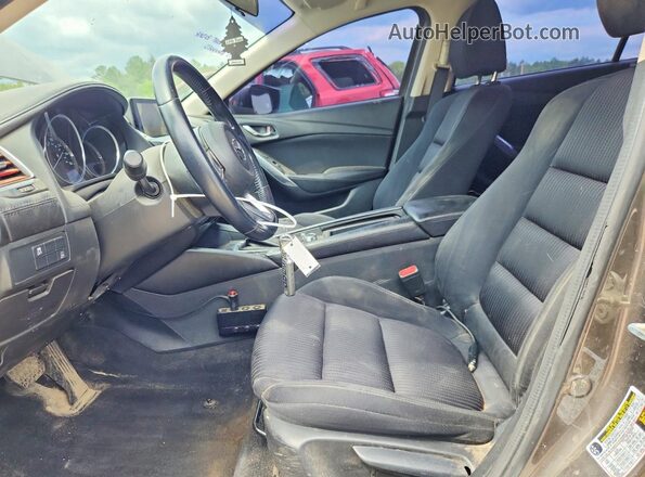 JM1GL1U59H1140894 2017 MAZDA 6 Gray Front interior view