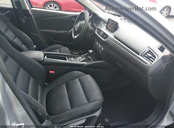 JM1GL1U5XH1103286 2017 MAZDA 6 Серебряный Вид салона спереди