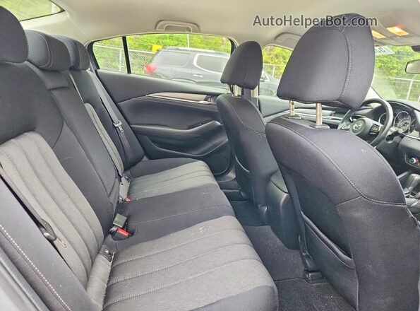 JM1GL1UM1K1507978 2019 MAZDA 6 Silver Հետևի նստատեղերի տեսք