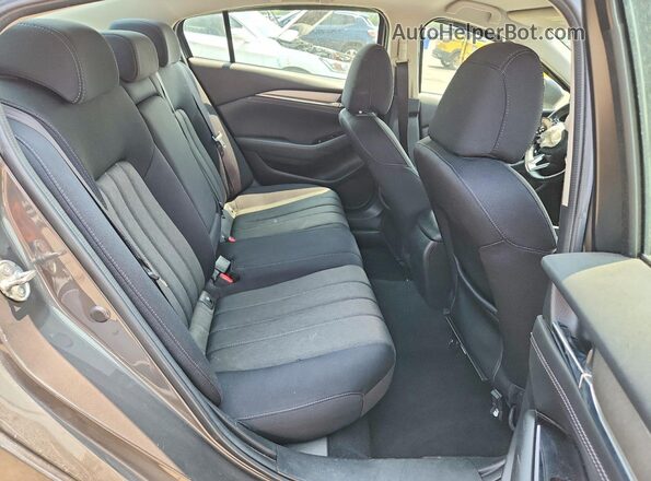 JM1GL1UM9J1336329 2018 MAZDA 6 Серый Вид задних сидений