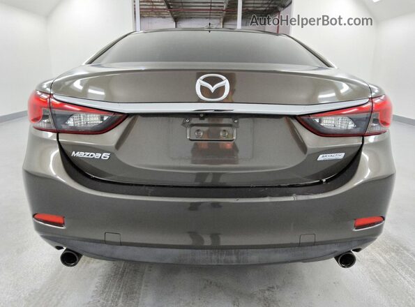 JM1GL1V52H1107377 2017 MAZDA 6 Gray Rear view
