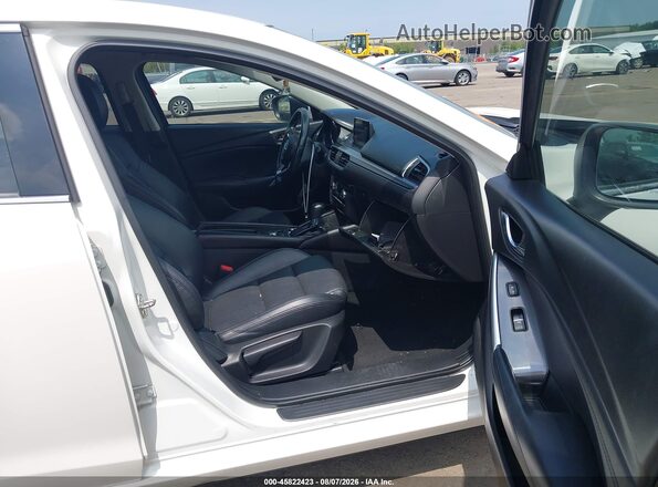 JM1GL1V52H1122915 2017 MAZDA 6 Белый Вид салона спереди