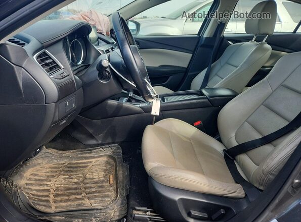 JM1GL1V54H1130496 2017 MAZDA 6 Gray Widok wnętrza z przodu