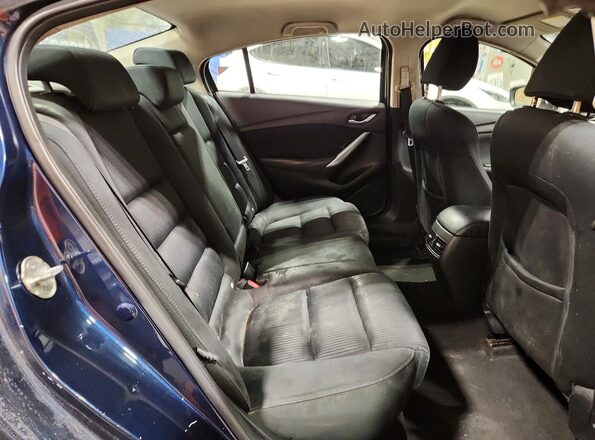 JM1GL1V55H1101671 2017 MAZDA 6 Blue Vista de los asientos traseros