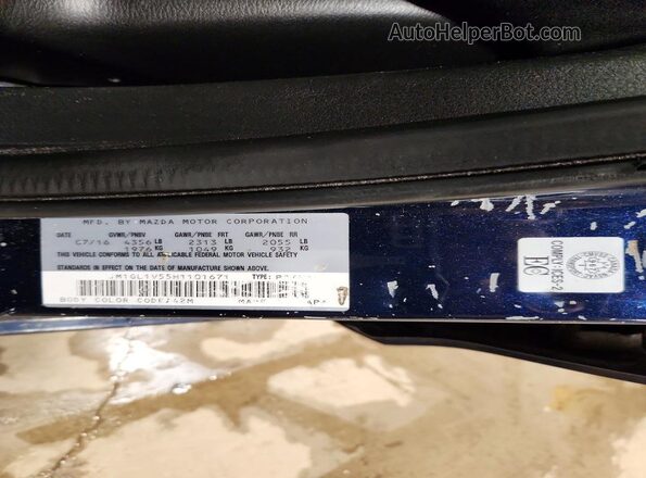 JM1GL1V55H1101671 2017 MAZDA 6 Blue Vista del compartimento del motor