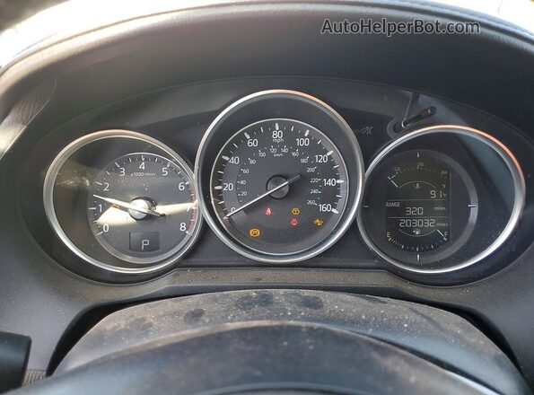 JM1GL1V5XH1108681 2017 MAZDA 6 White Vista del cuadro de instrumentos