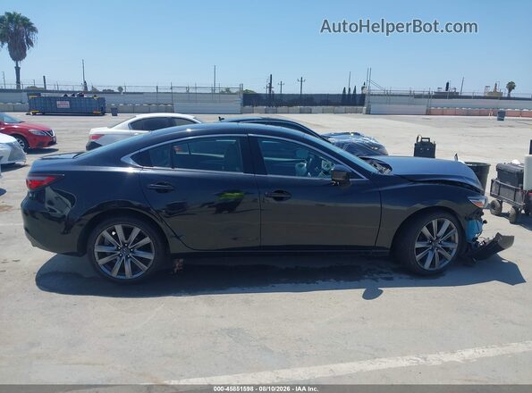 JM1GL1VM2J1312369 2018 MAZDA 6 Black Rear interior view