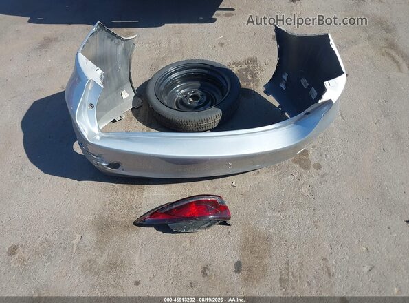 JM1GL1VM2J1312694 2018 MAZDA 6 Silver Սարքավորումների վահանակի տեսք