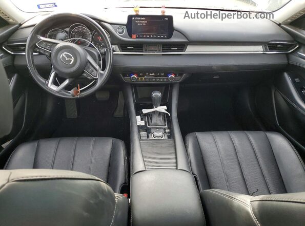 JM1GL1VMXJ1329386 2018 MAZDA 6 White Dashboard view