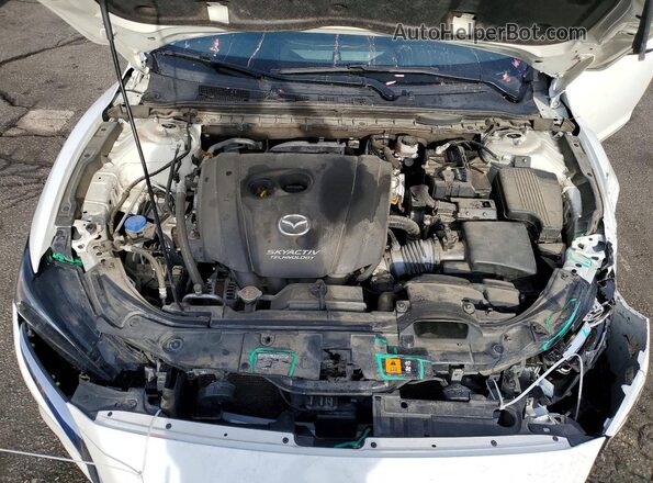 JM1GL1VMXJ1329386 2018 MAZDA 6 White Rear interior view