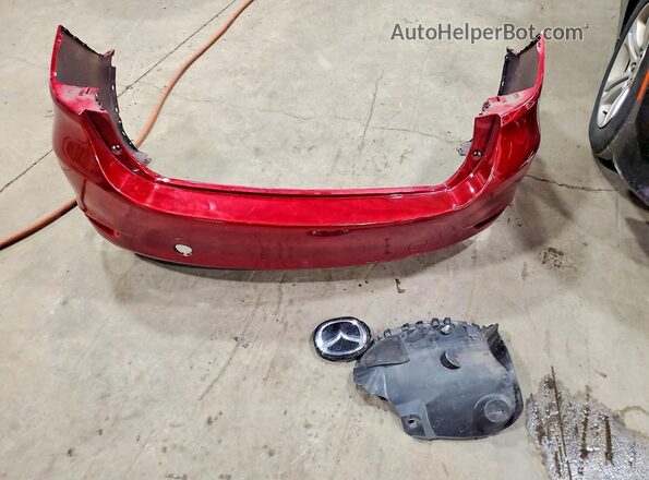 JM1GL1WY7J1334997 2018 MAZDA 6 Red ძრავის განყოფილების ხედი