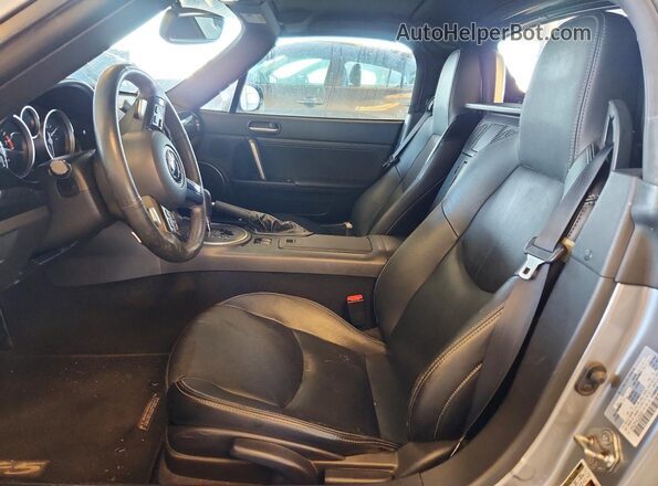 JM1NC2PF4E0235026 2014 MAZDA MX-5 Silver Widok wnętrza z przodu