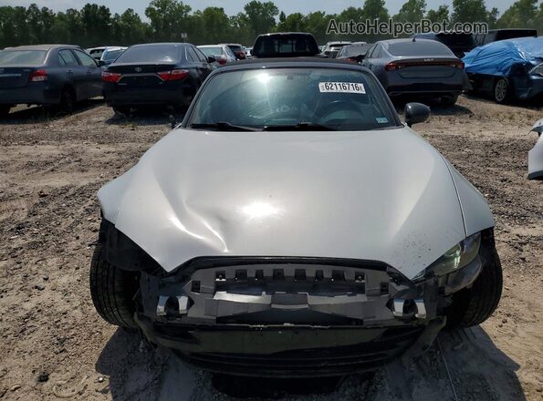 JM1NDAB73H0120820 2017 MAZDA MX-5 Silver Widok z przodu