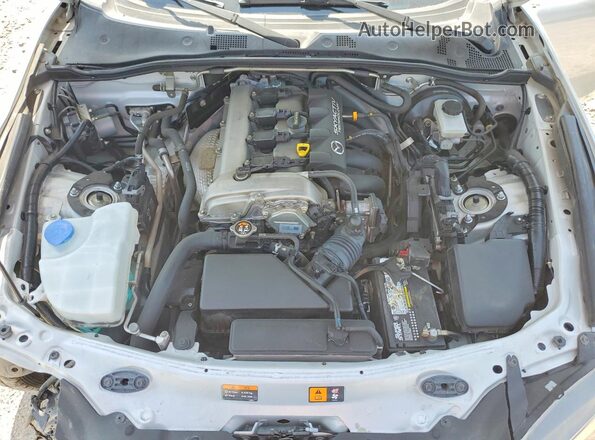 JM1NDAB73H0120820 2017 MAZDA MX-5 Silver Widok wnętrza z tyłu