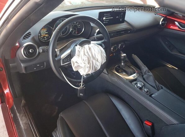 JM1NDAD73R0608163 2024 MAZDA MX-5 Темно-бордовый Вид панели приборов