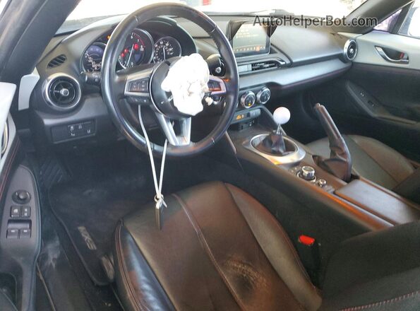 JM1NDAD74H0124520 2017 MAZDA MX-5 Серый Вид панели приборов