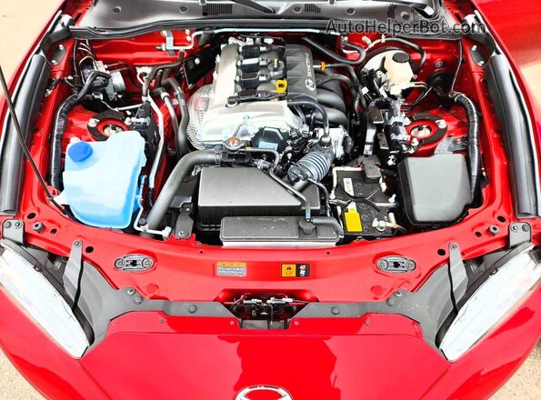 JM1NDAD78S0650981 2025 MAZDA MX-5 Red უკანა სალონის ხედი