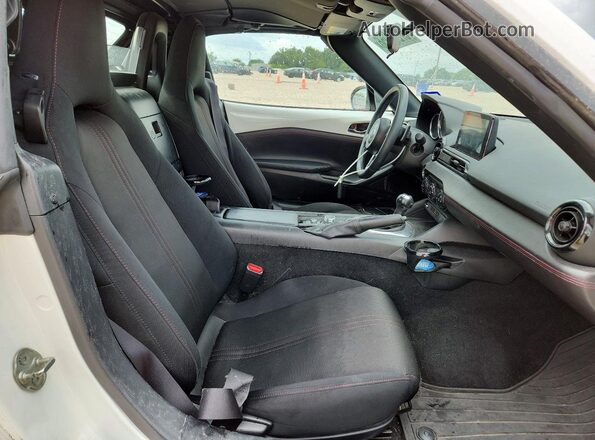 JM1NDAL70J0202704 2018 MAZDA MX-5 White Widok tylnych siedzeń