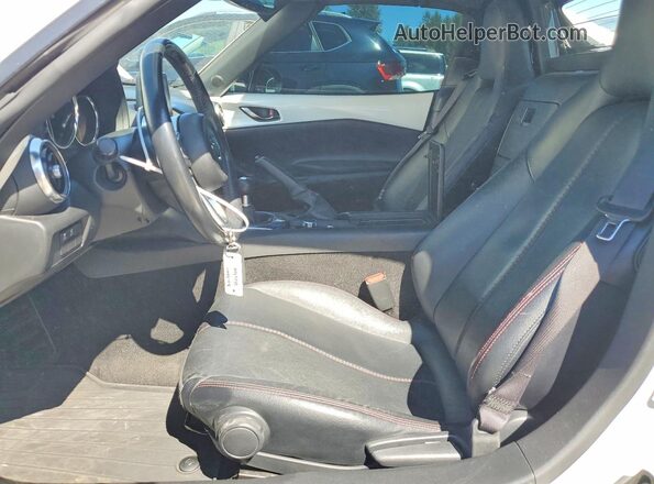 JM1NDAM79K0302932 2019 MAZDA MX-5 White Vista interior delantera
