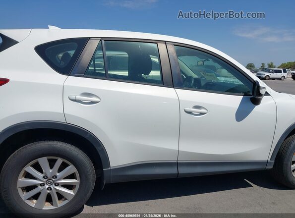 JM3KE2BY3G0660673 2016 MAZDA CX-5 White Widok wnętrza z tyłu
