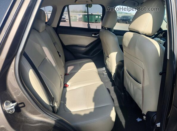 JM3KE2BY9G0811211 2016 MAZDA CX-5 Brown Հետևի նստատեղերի տեսք