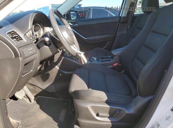 JM3KE2CY6G0797895 2016 MAZDA CX-5 White Vista interior delantera