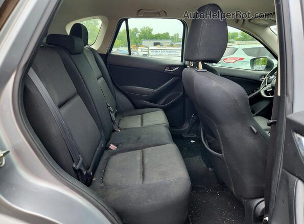 JM3KE4BY4G0613051 2016 MAZDA CX-5 Gray Widok tylnych siedzeń