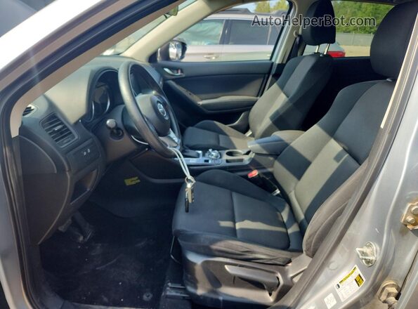 JM3KE4BYXG0801072 2016 MAZDA CX-5 Серебряный Вид салона спереди