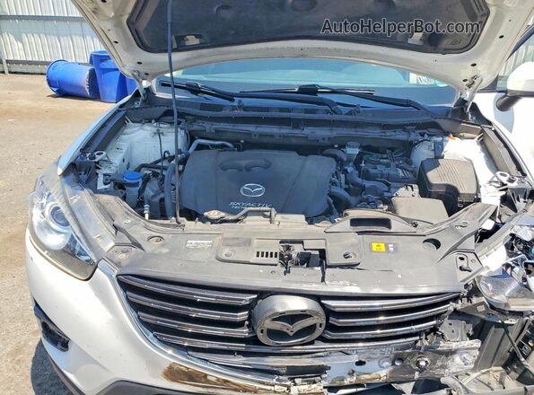 JM3KE4CYXG0861562 2016 MAZDA CX-5 White Engine compartment view
