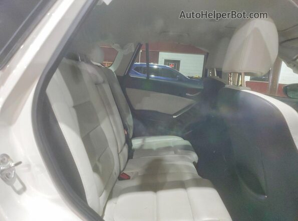 JM3KE4DY2G0749711 2016 MAZDA CX-5 White უკანა სალონის ხედი