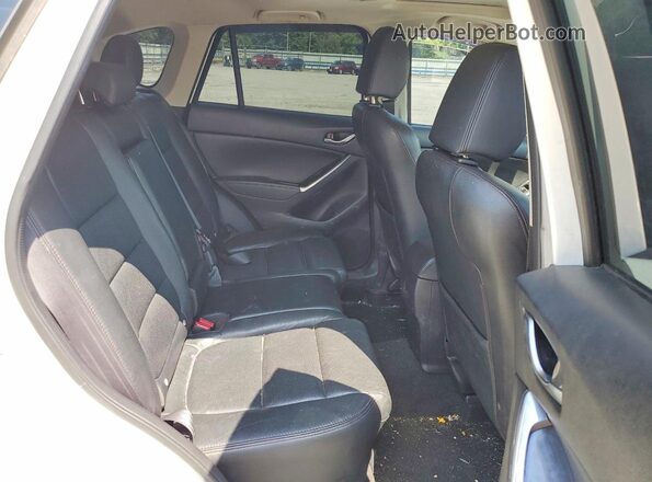 JM3KE4DY3G0852247 2016 MAZDA CX-5 Белый Вид задней части салона