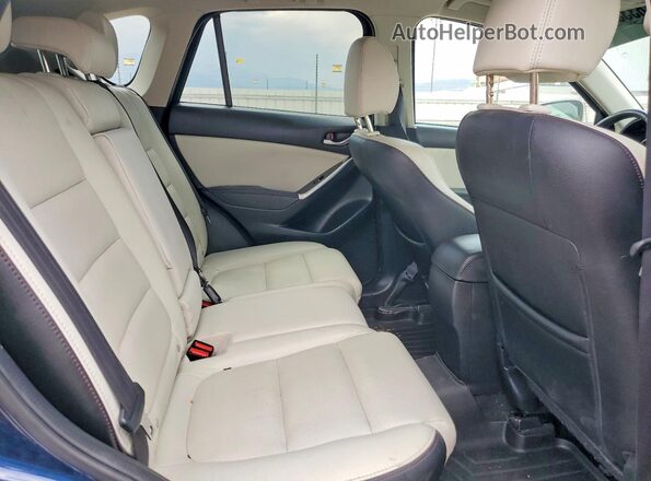 JM3KE4DY6G0782002 2016 MAZDA CX-5 Blue Вид задньої частини салону