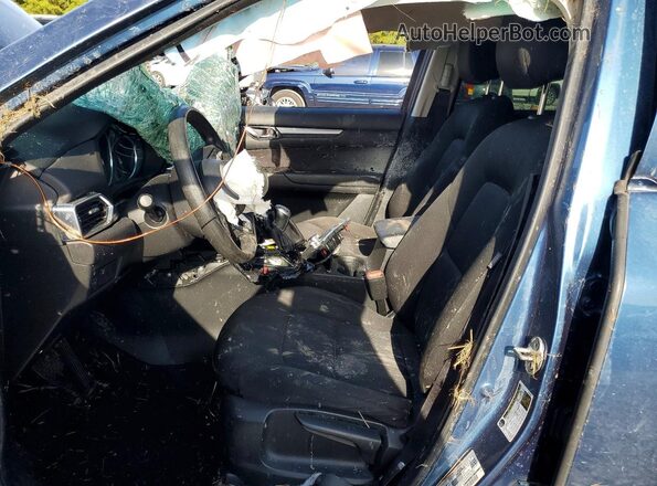 JM3KFABL5H0210214 2017 MAZDA CX-5 Blue Widok wnętrza z przodu