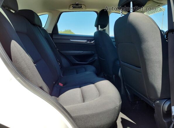 JM3KFABM0K0638434 2019 MAZDA CX-5 White უკანა სალონის ხედი