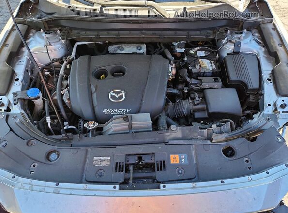JM3KFABM0K1579184 2019 MAZDA CX-5 Silver Rear interior view