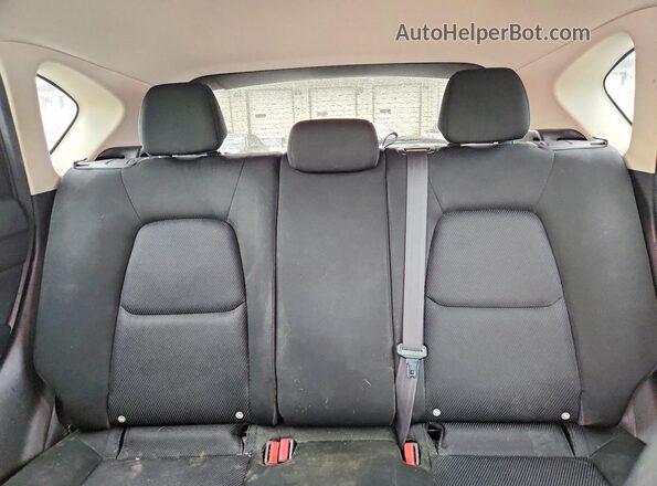 JM3KFABM1J1418020 2018 MAZDA CX-5 White Vista de los asientos traseros