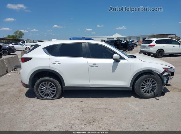 JM3KFABM5J1471657 2018 MAZDA CX-5 White უკანა სალონის ხედი