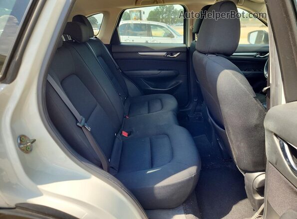 JM3KFABM6M0353286 2021 MAZDA CX-5 White Вид задньої частини салону