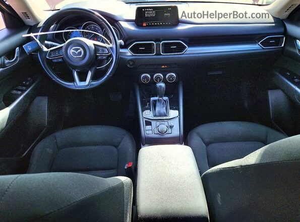 JM3KFABM7L0795864 2020 MAZDA CX-5 Red Vista del salpicadero