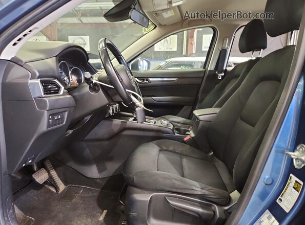 JM3KFABMXL0751308 2020 MAZDA CX-5 Blue Вид салону спереду