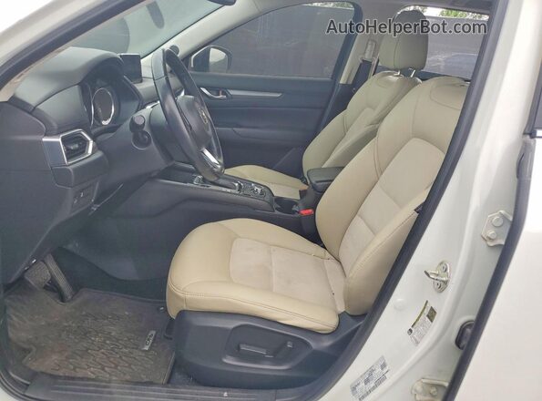 JM3KFACL2H0100929 2017 MAZDA CX-5 White Vista interior delantera