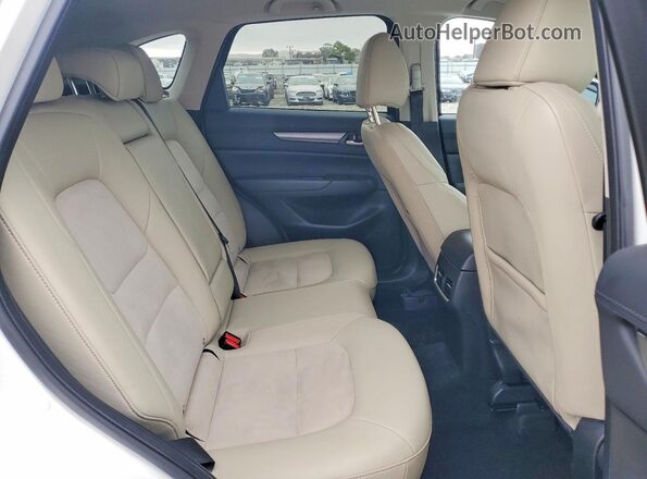 JM3KFACM1L0849870 2020 MAZDA CX-5 White Вид задньої частини салону