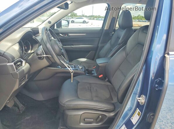 JM3KFACM1L1863021 2020 MAZDA CX-5 Blue Widok wnętrza z przodu