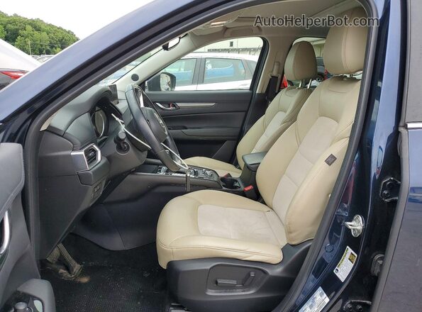 JM3KFACM3J1445153 2018 MAZDA CX-5 Blue Вид салону спереду