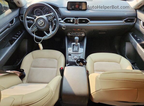 JM3KFACM4K1607180 2019 MAZDA CX-5 White Вид панелі приладів