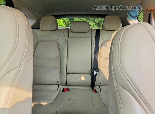 JM3KFACM4K1607180 2019 MAZDA CX-5 White Вид задніх сидінь